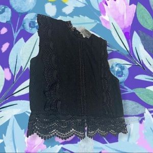 Black sleeveless blouse 💞